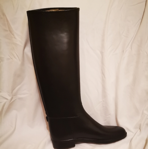 Boots - Picture 2 of 5